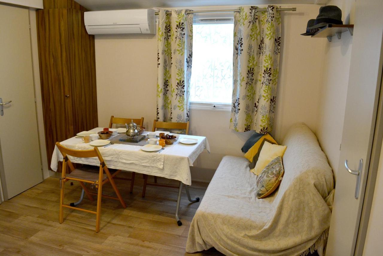 Campsite Charmant Mobilhome - 2 Chambres - Camping 4 Etoiles