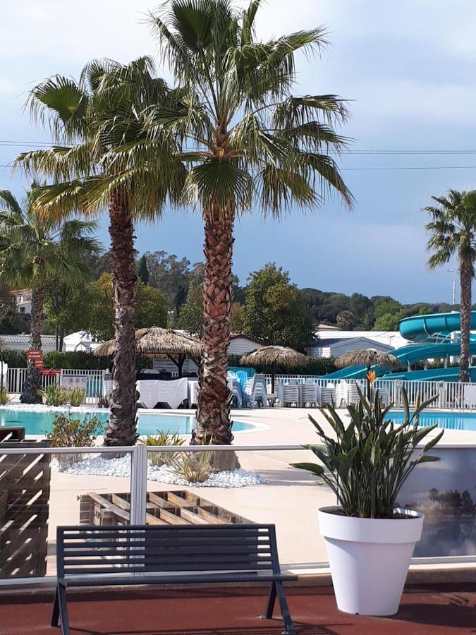 Charmant Mobilhome - 2 Chambres - Camping 4 étoiles 4* Fréjus